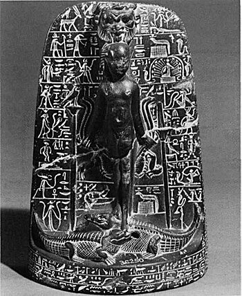 Cippus de Horus. Crédito: British Museum.
